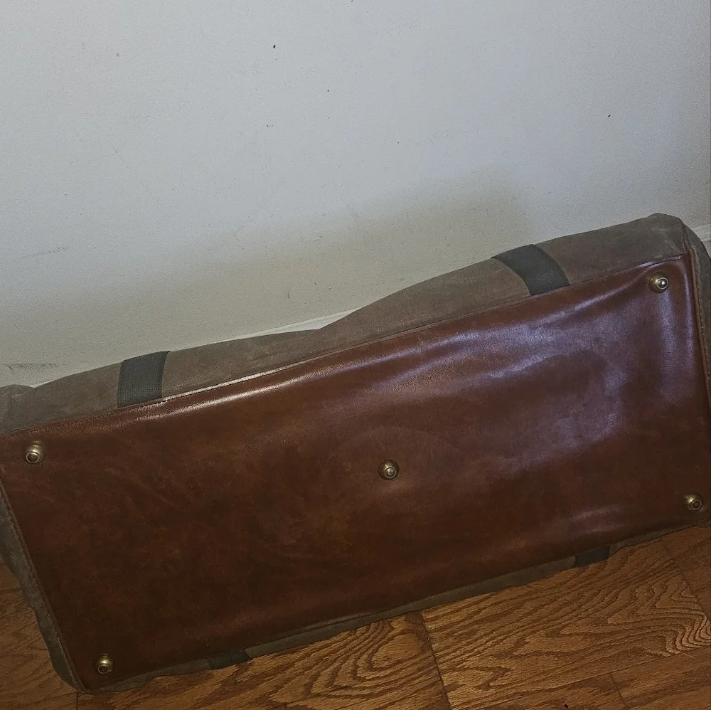 Vintage L.L. Bean XLarge Canvas & Leather Duffle Bag – Green Army